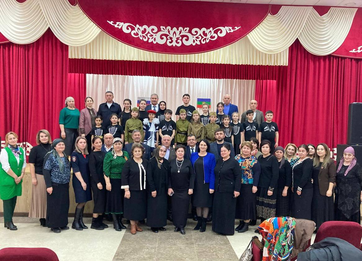 Заседание Комиссии по делам несовершеннолетних и защите их прав.